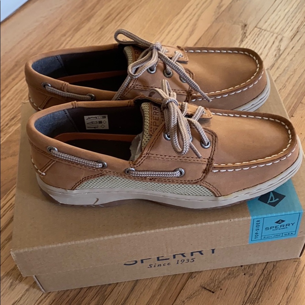 Sperry New in Box Boys size 2W Billfish Shoes - Picture 4 of 6